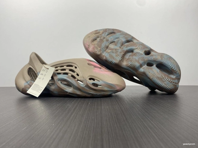 Runner Foam GY3969 Yeezy Adidas 0808